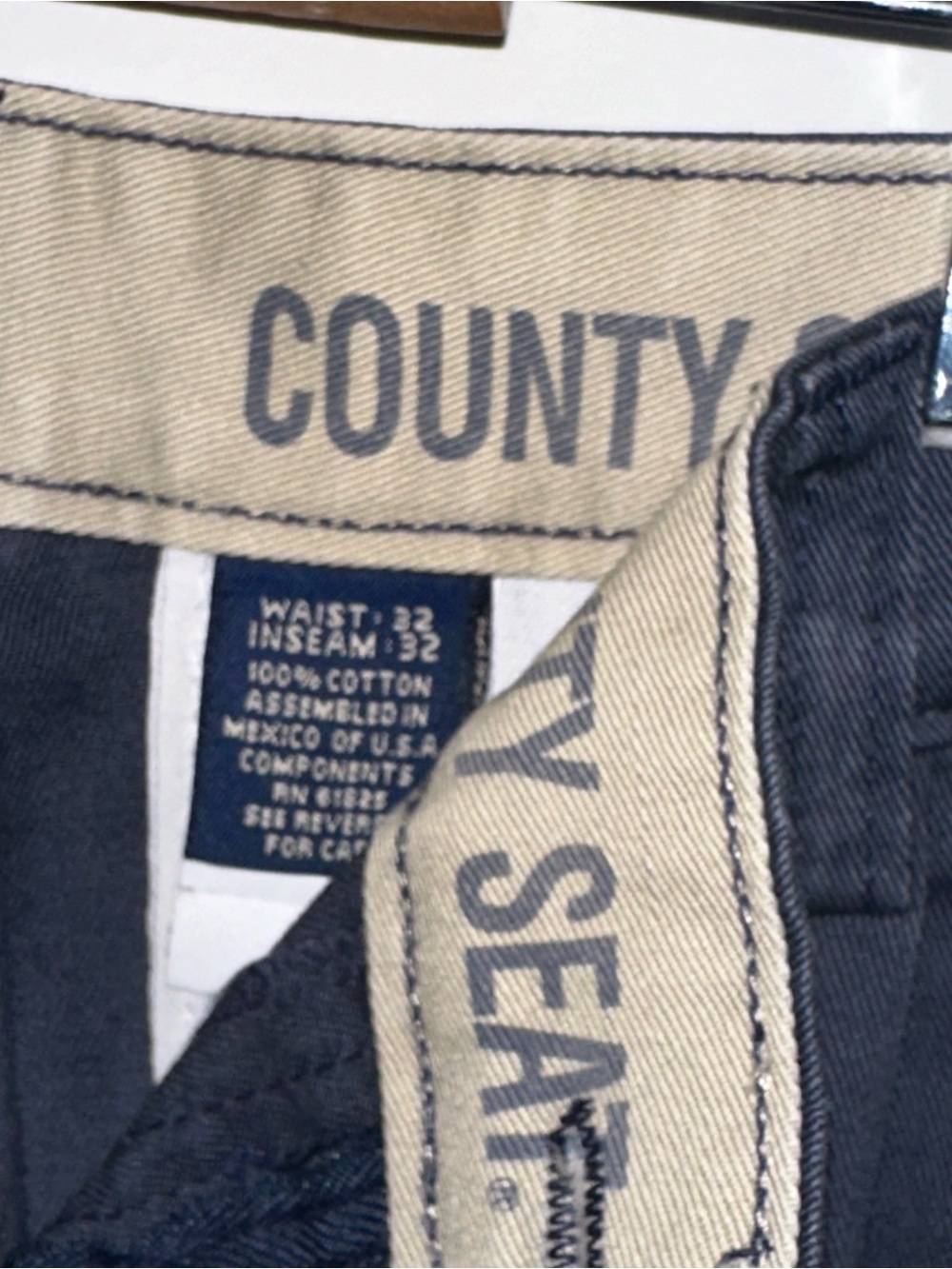 Vintage pleated men’s navy chinos - Picture 7 of 13
